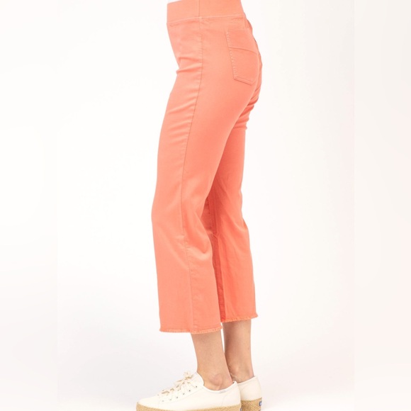 XCVI Utility Sarla Crop Pants - Picture 2 of 3